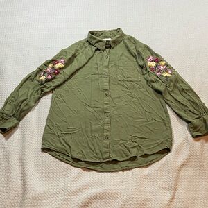 Girl’s Button Down Shirt by Old Navy Brand. EUC!
